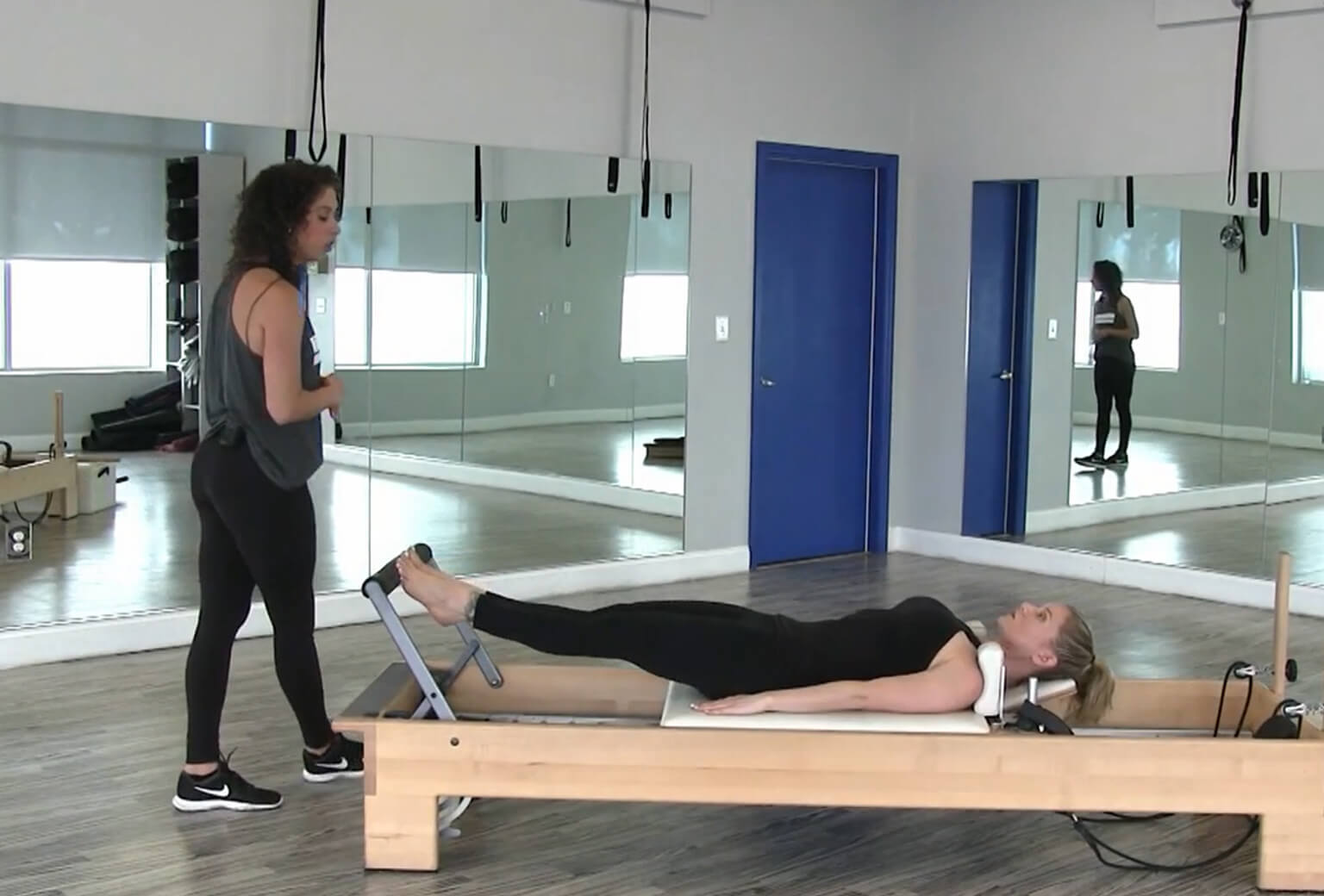 Reformer with Arms-Back Focus with Lauren Small
